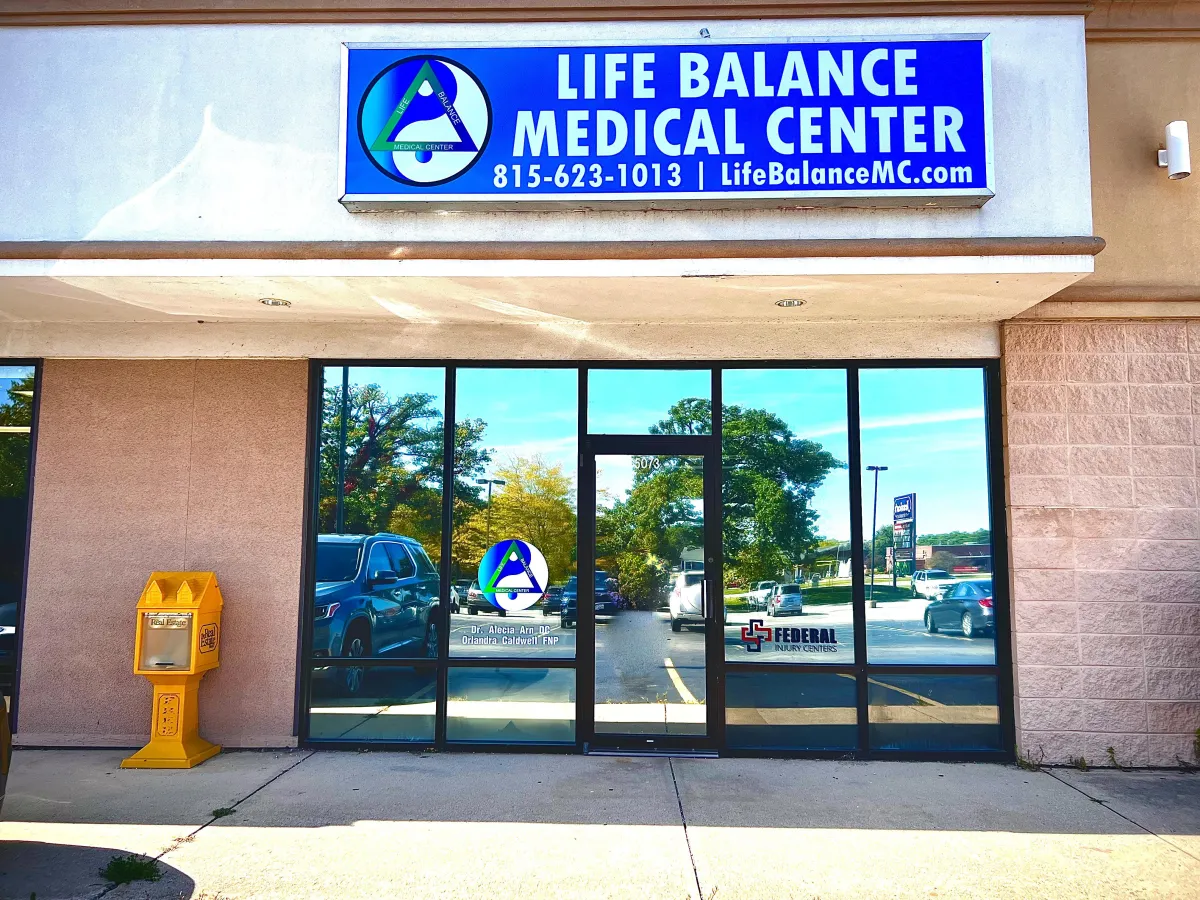 Life balance mediacal center front