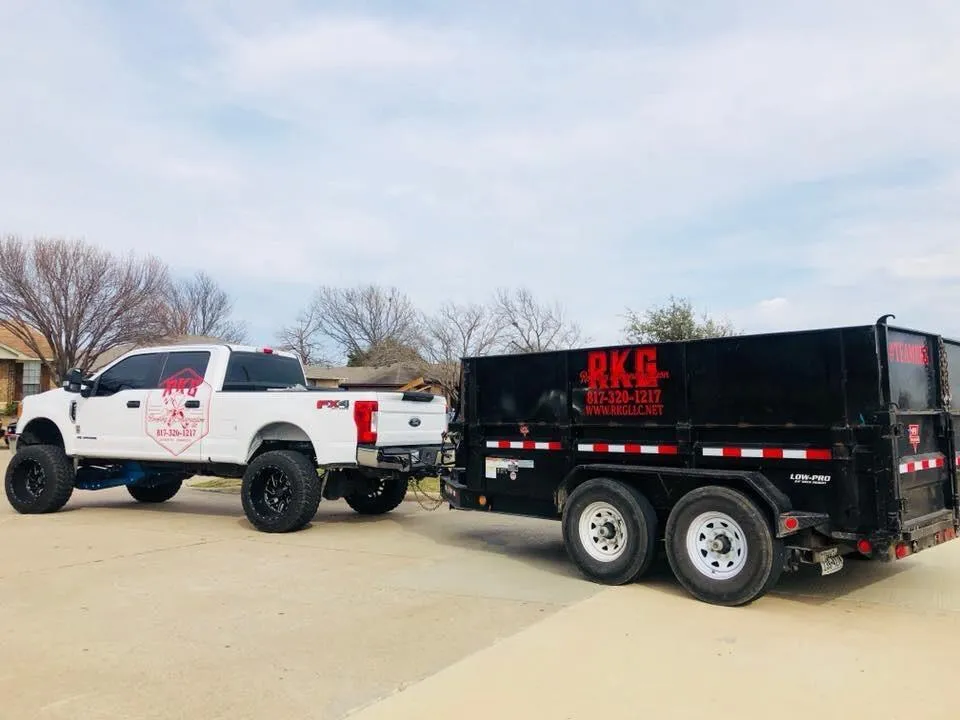 Wimberley Solar and RKG Roofing visit Titan Solar Power. Titan Solar Power is one of Wimberley Solar's proud partners in bringing solar to the Wimberley, Texas community.