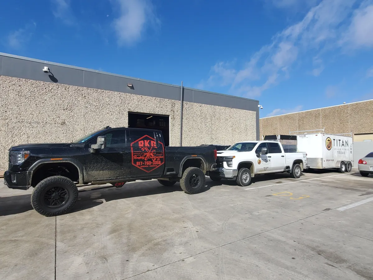 Wimberley Solar and RKG Roofing visit Titan Solar Power. Titan Solar Power is one of Wimberley Solar's proud partners in bringing solar to the Wimberley, Texas community.