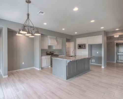 {{ custom_values.service_1 }} in {{custom_values.biz_area_1})