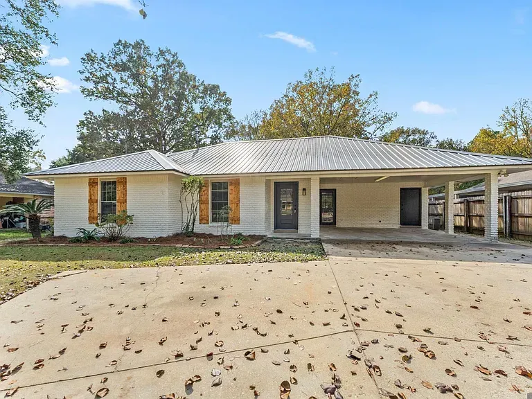 Exterior remodeling job done by Anchor Renovations and Construction