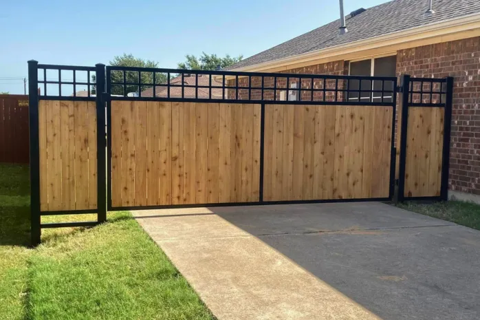 Custom cedar pergola and outdoor living project by Carlson Fence & Construction in North Texas