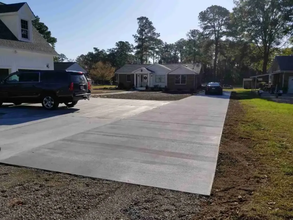 Williamsburg Concrete builds and installs Driveway