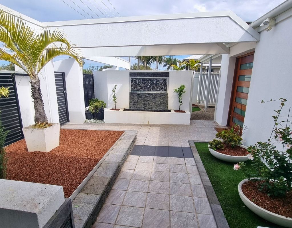 Lawn Mowing Buderim land mowing