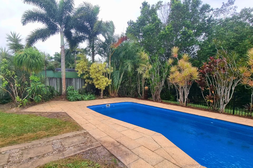 Cleared garden in Buderim prepared for mulch