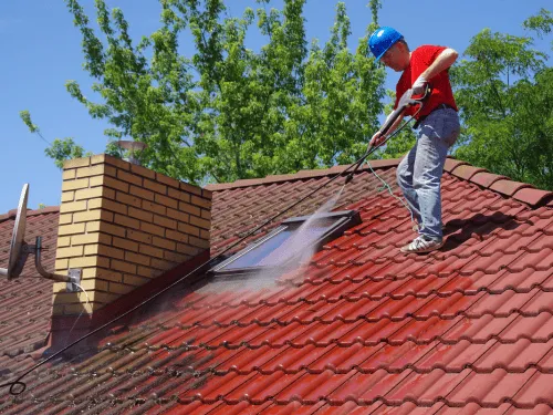 Roof Soft Washing in Lomita