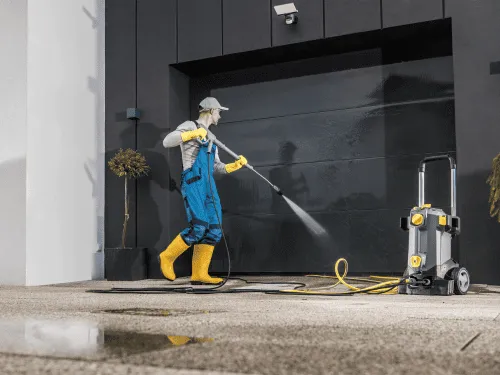 Pressure Washing in Lomita