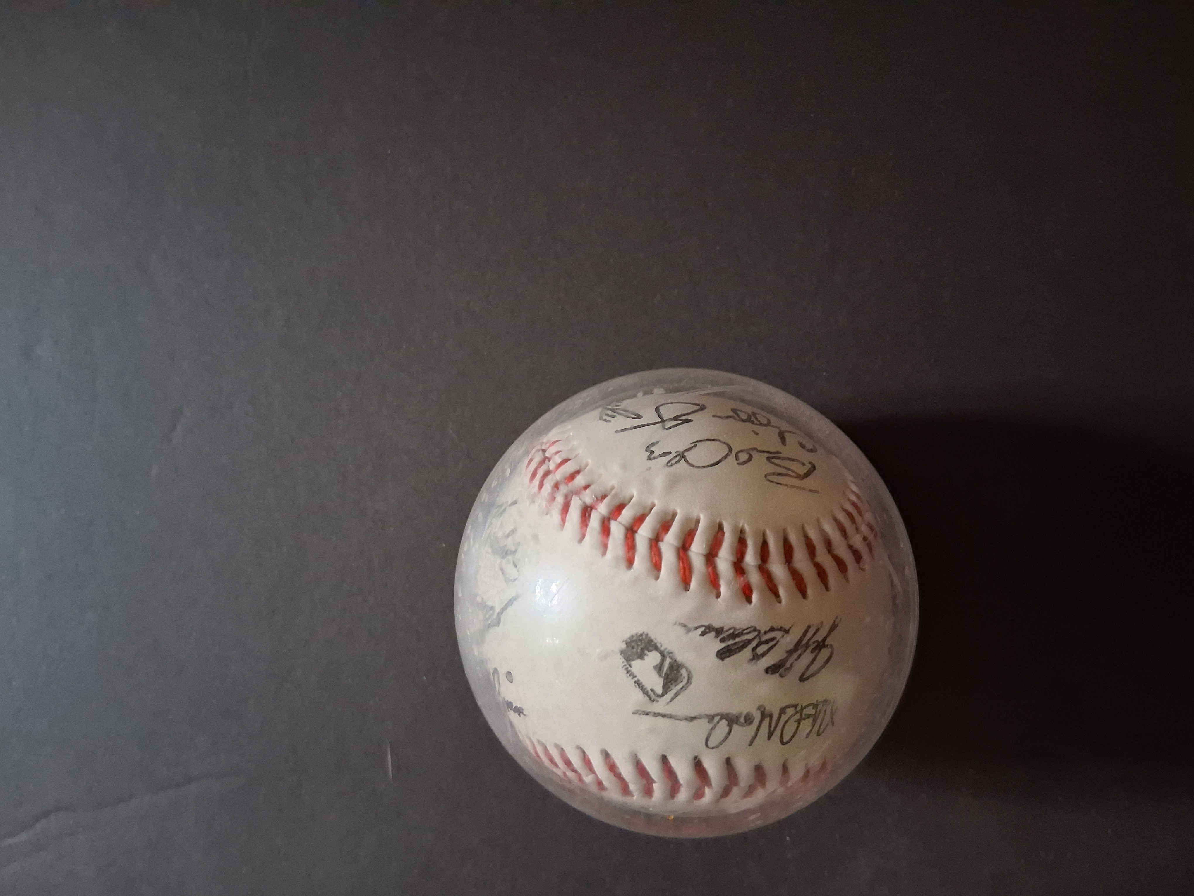 Official MLB Souvenir Baseball with Player Autographs | MLBPA Licensed Collectible – Image 4