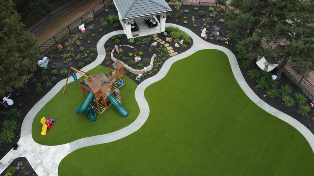 Kissimmee Artificial Grass, install and builds artificial grass in Kissimmee Florida