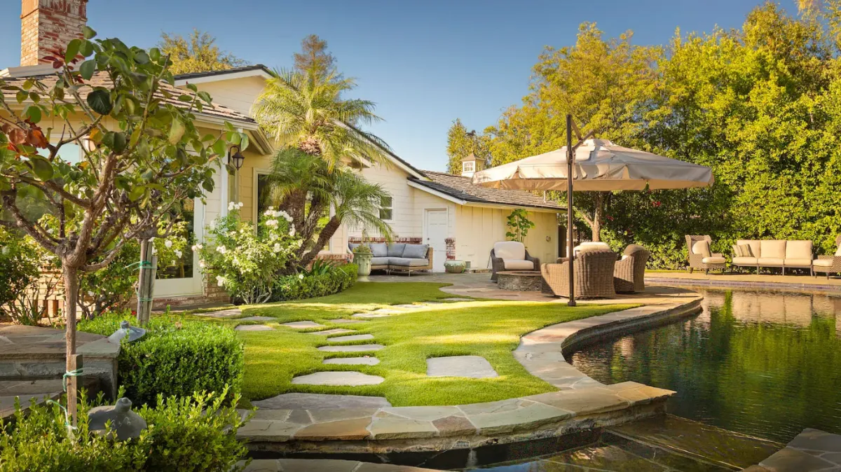 GRASS INSTALLATION SERVICES IN KISSIMMEE, FLORIDA