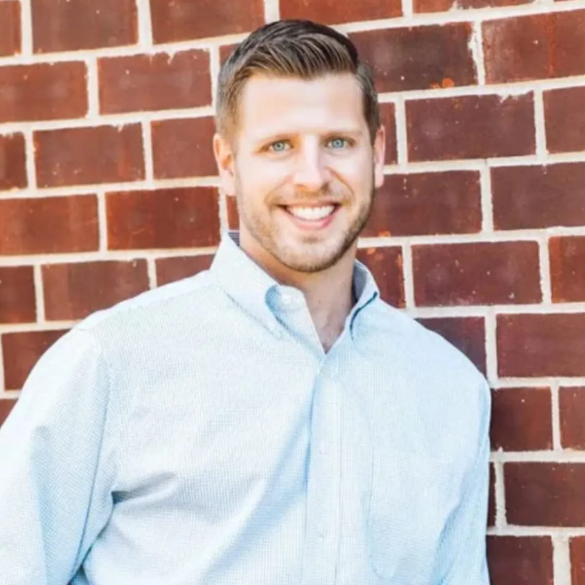 Andrew Zinn Senior Financial Professional