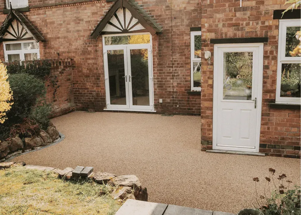 resin flooring build in nottingham