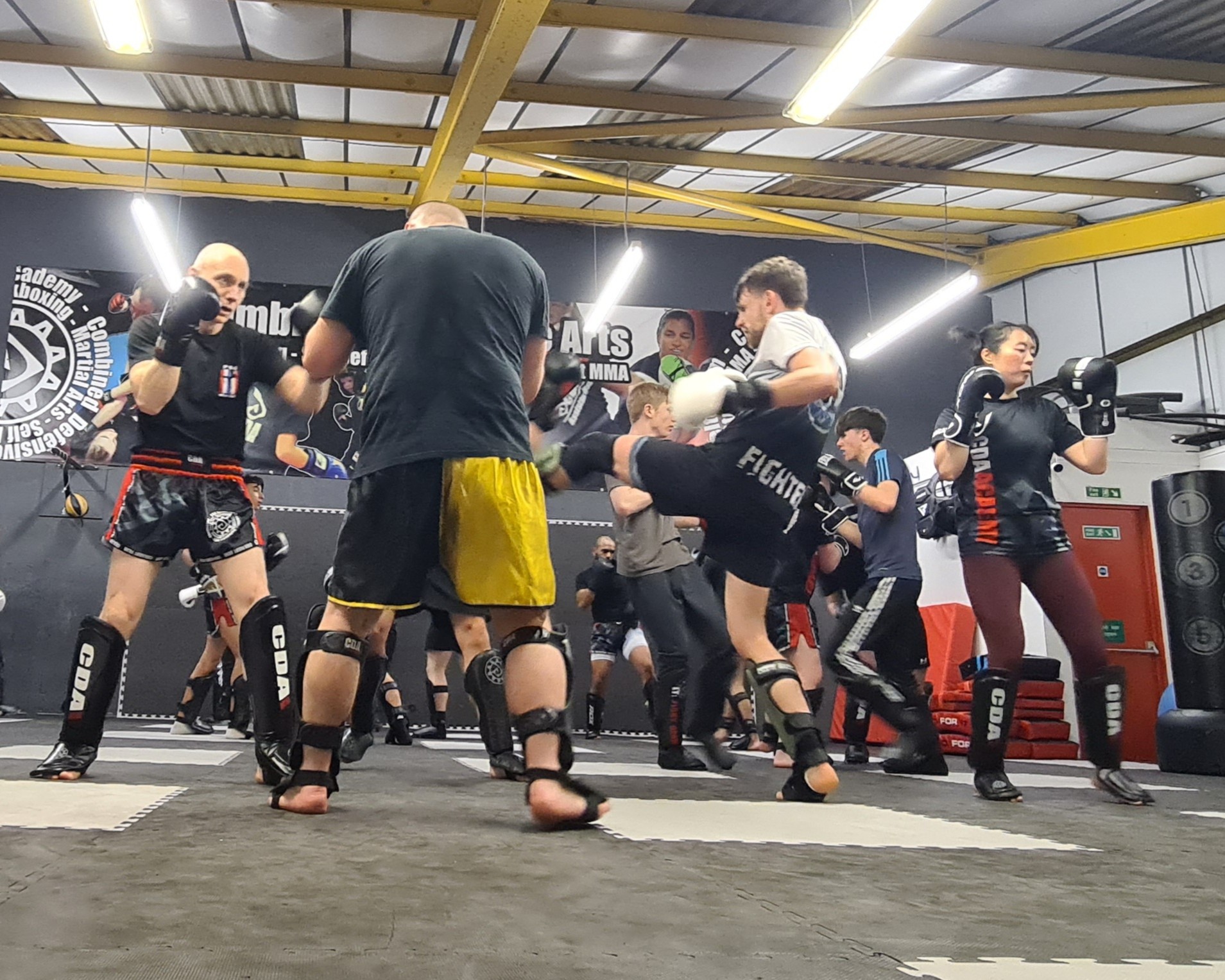 Beginner kickboxing Class in progress