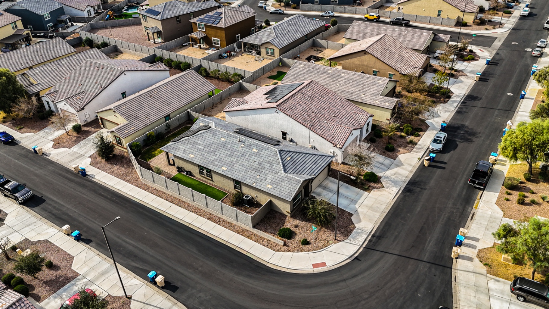 Phoenix Heat & Buyer Behavior: Summer Real Estate Strategy 2026