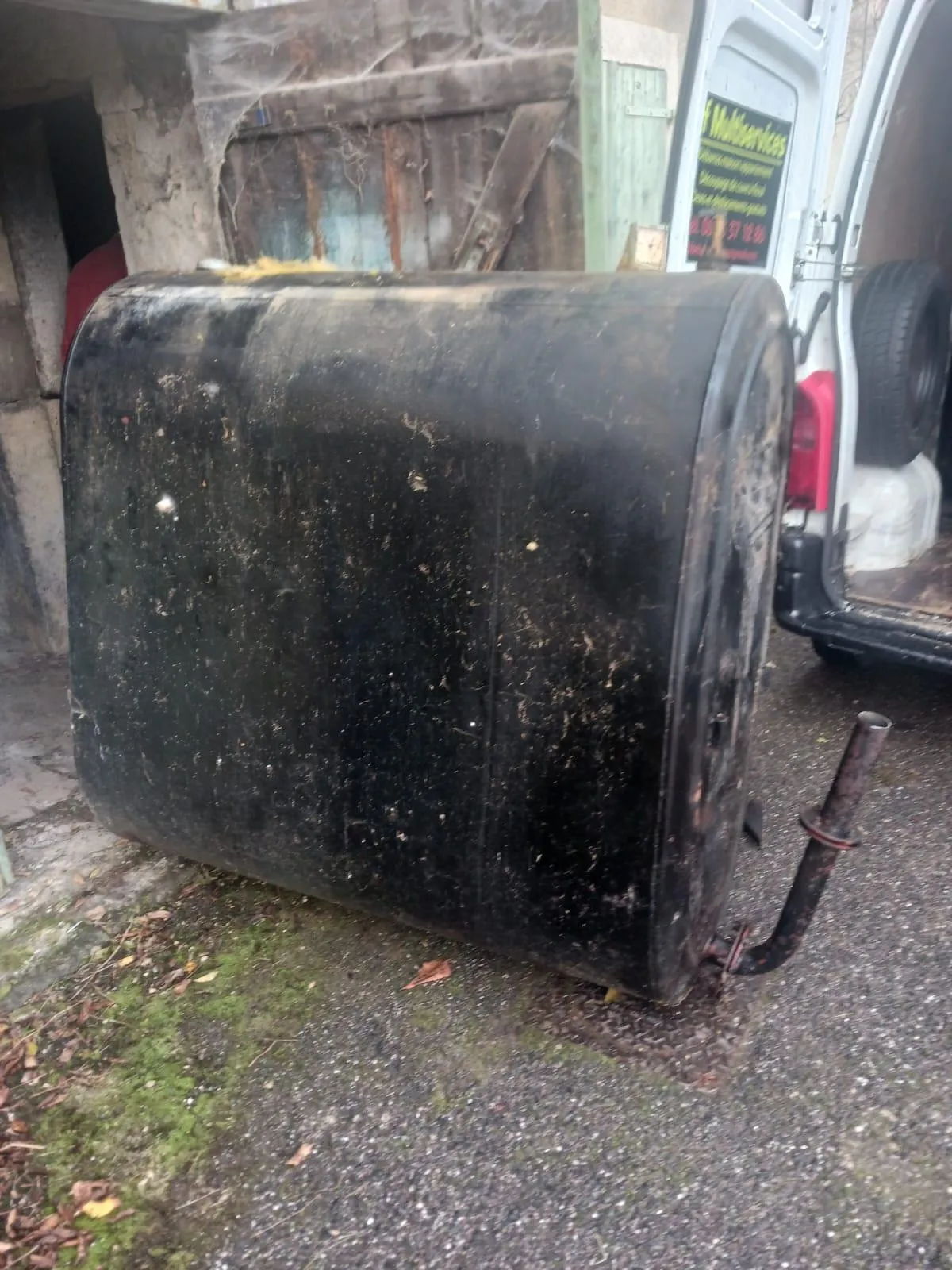 enlevement de cuve a fioul Metz / enlevement de cuve a fioul moselle / enlevement de cuve a fioul woippy / neutralisation cuve fioul Metz / neutralisation cuve fioul moselle / neutralisation cuve fioul woippy / nettoyage moselle / nettoyage woippy / débarras maison moselle / enlèvement cuve fioul professionnel / cuve à fioul réglementation / dégazage cuve fioul / entreprise enlèvement cuve Metz / cuve fioul enterrée Moselle / suppression cuve fioul Metz