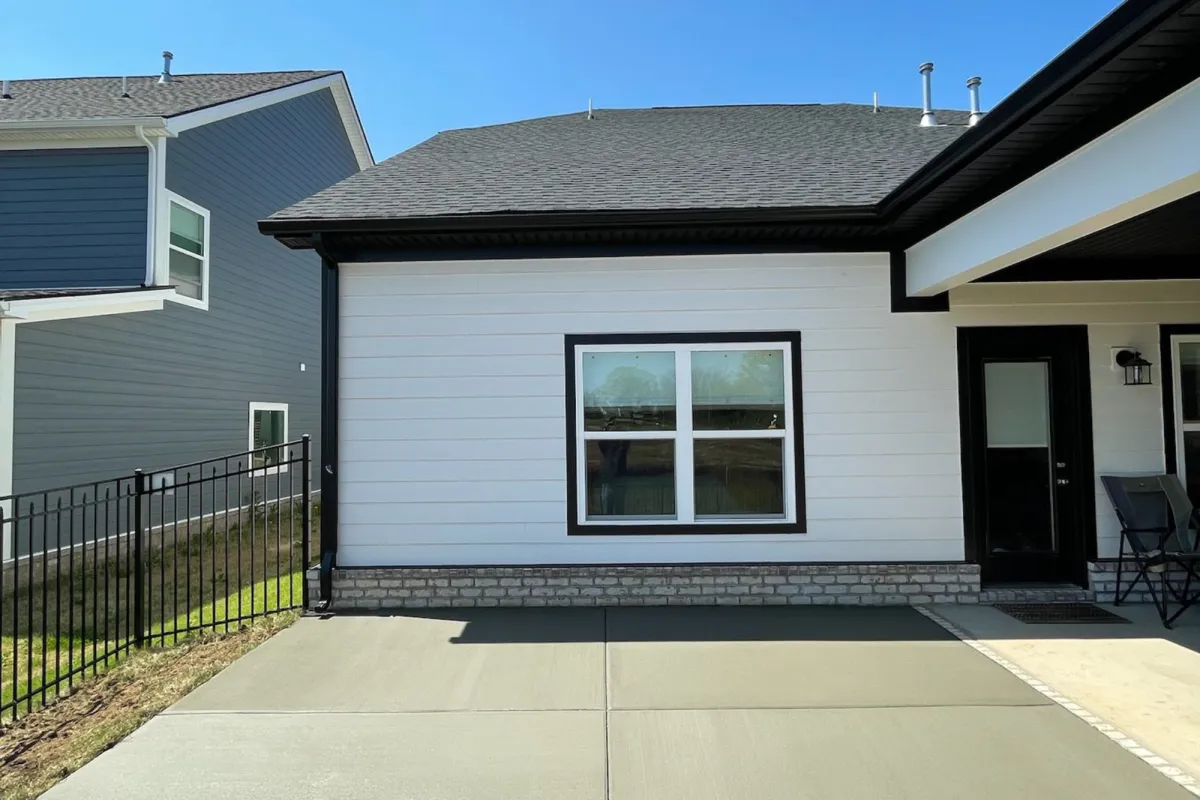 Murfreesboro Concrete builds and installs Slab