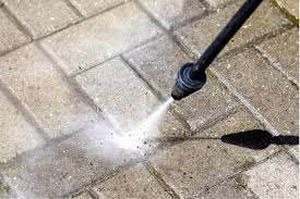 Driveway and concrete cleaning Auckland water blasting service