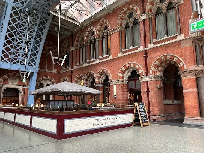 Masterhubs Bushells Clubhouse, St Albans, peer2peer board meeting room