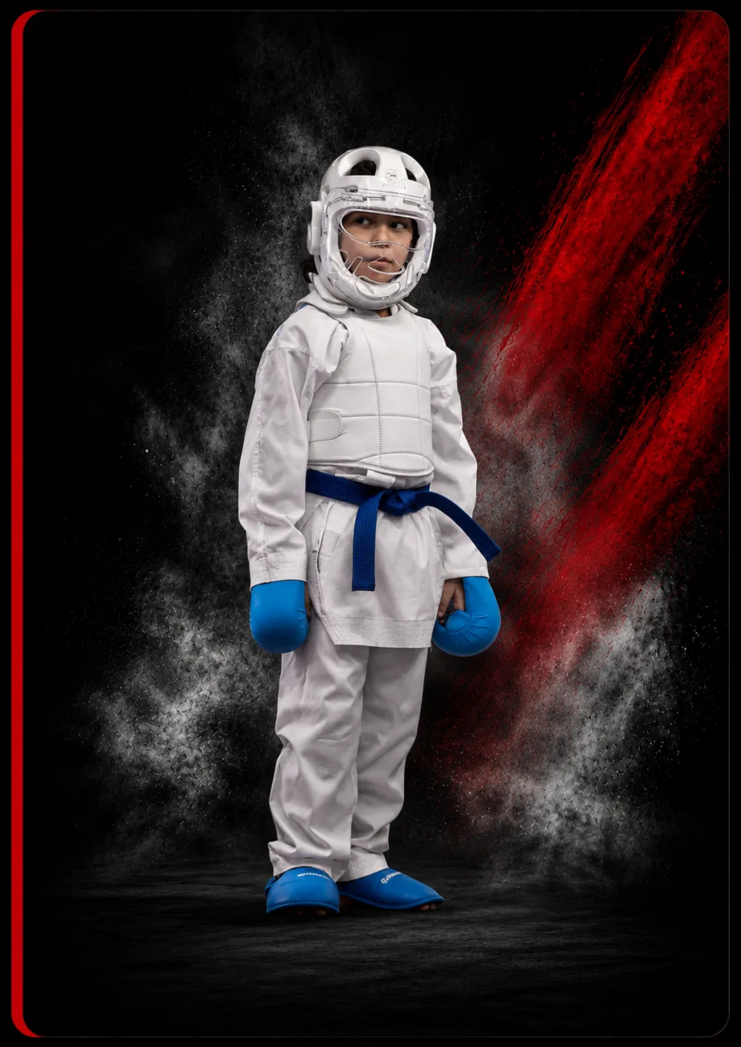 Atleta de karate entrenando disciplina