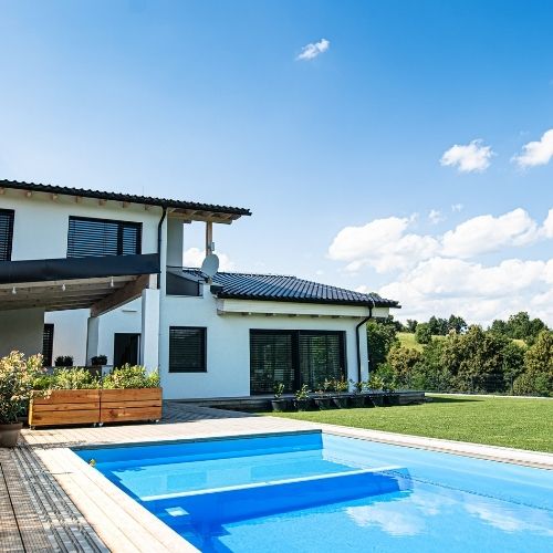 patio builders improving outdoor family comfort