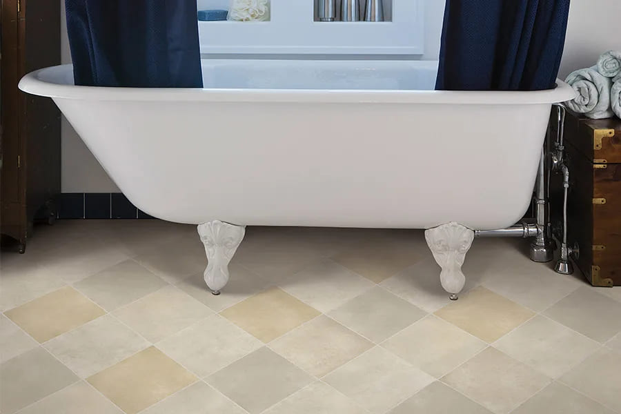 La Jolla, CA Luxury Vinyl