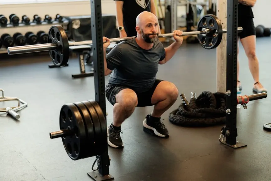 Cardio vs. Weights: What’s Best for Fat Loss?