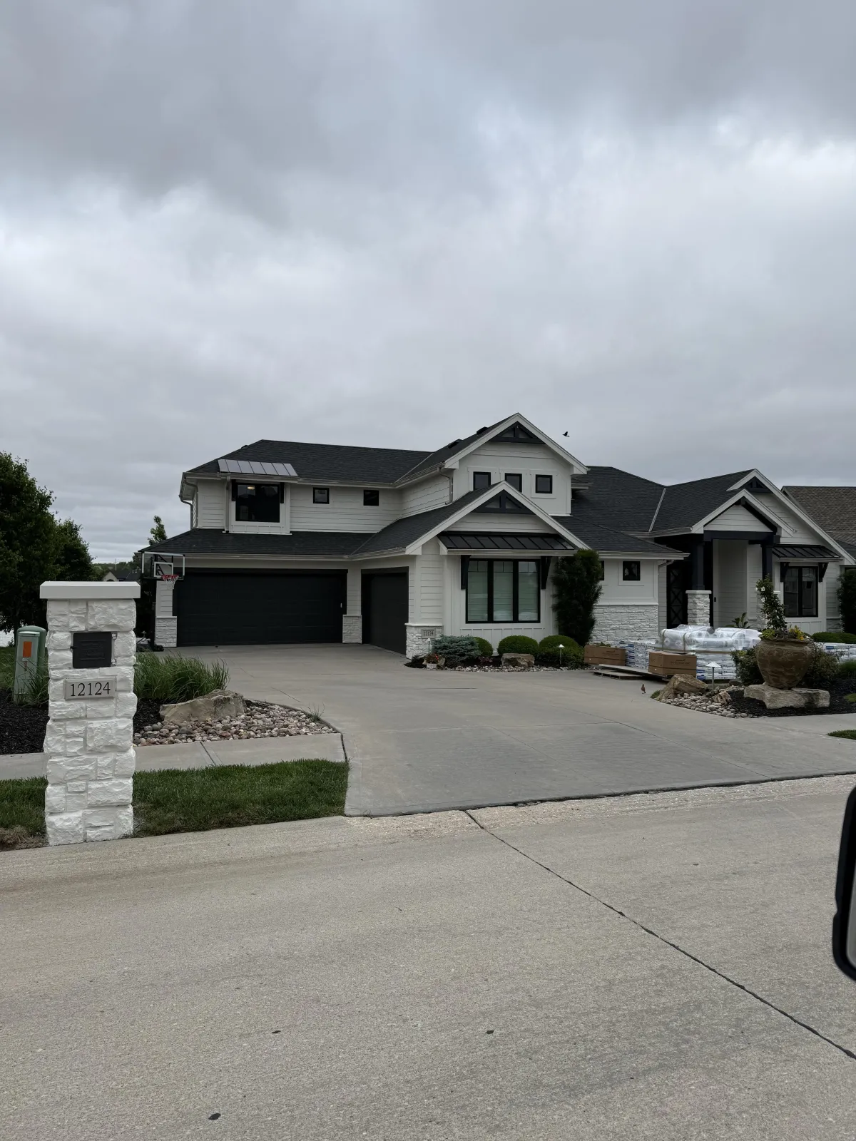 Professional Interior & Exterior Home Painting