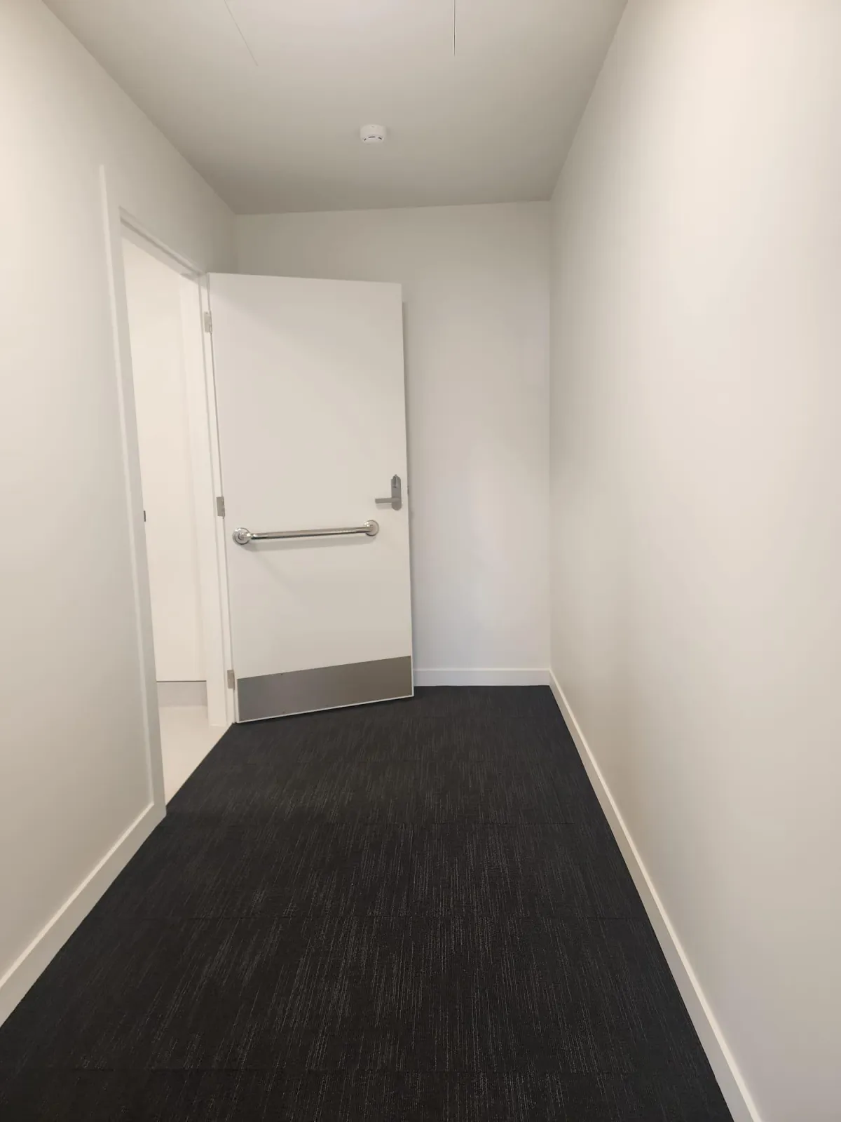 bedroom carpet after renovation clean
