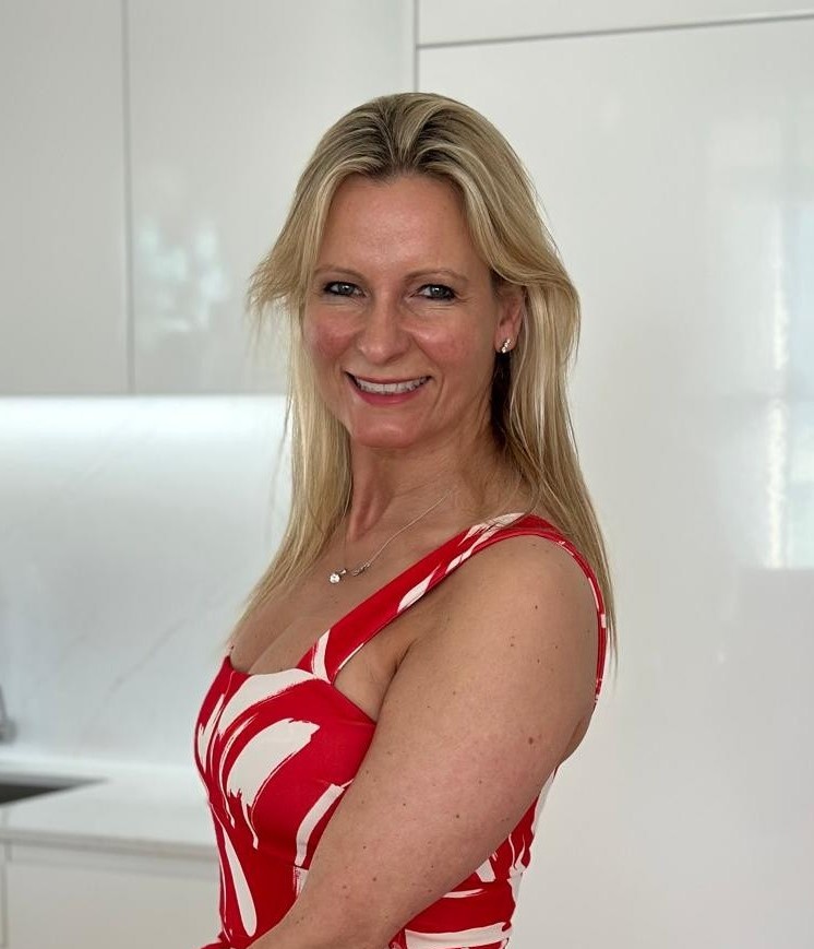 Confident business owner dedicated to helping small companies grow using automated AI lead generation and hands-free lead nurturing.