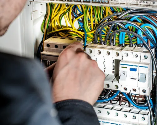 Warehouse Electrical Maintenance in Delaware County