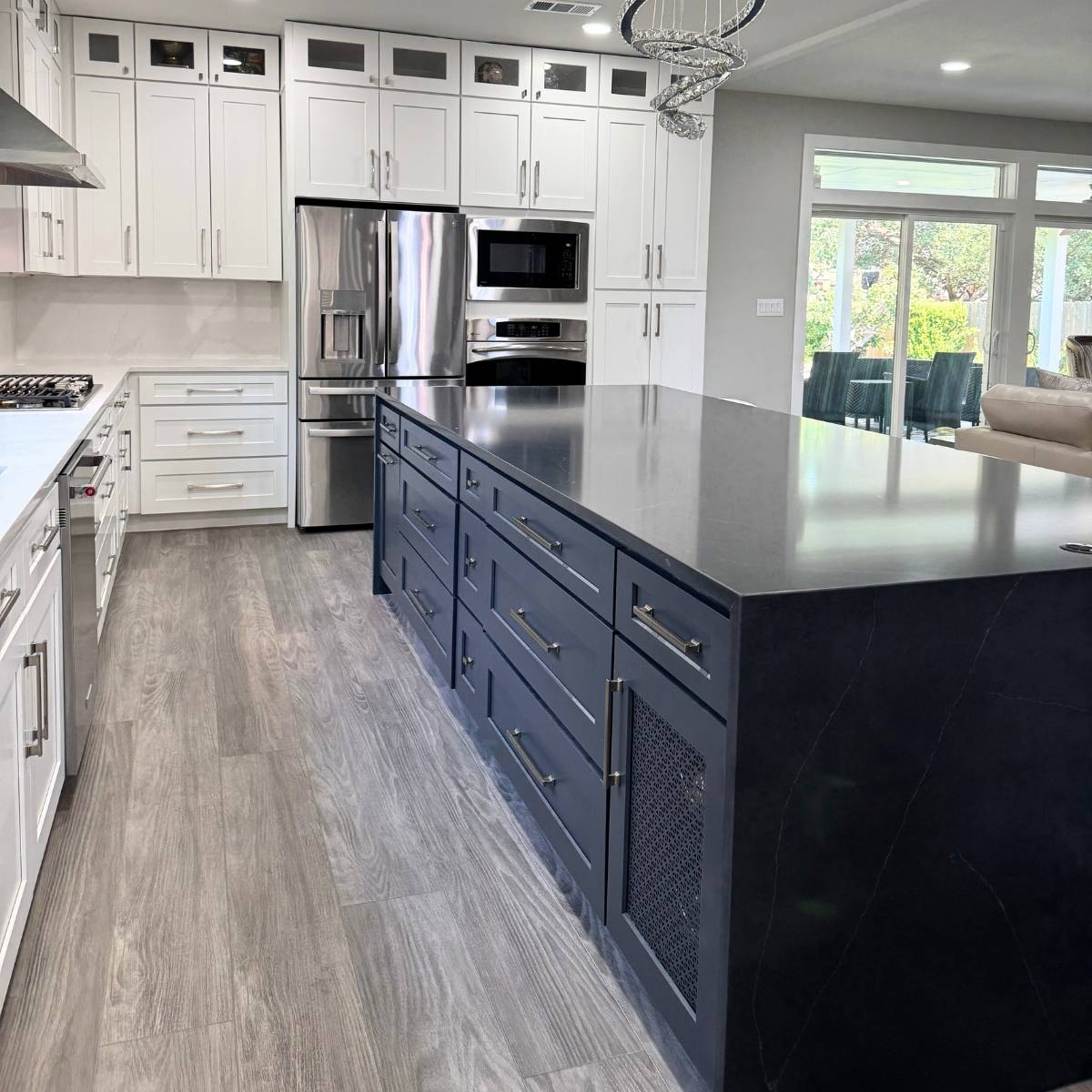 Austin kitchen after large island