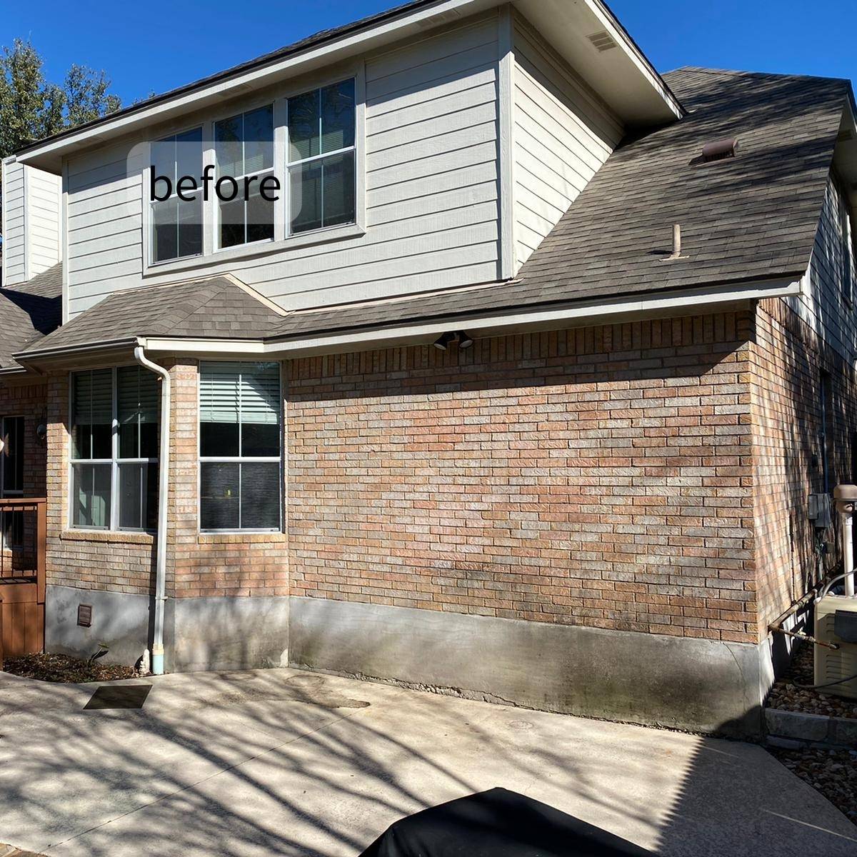 Before: weathered wood deck in Austin before adding custom outdoor kitchen