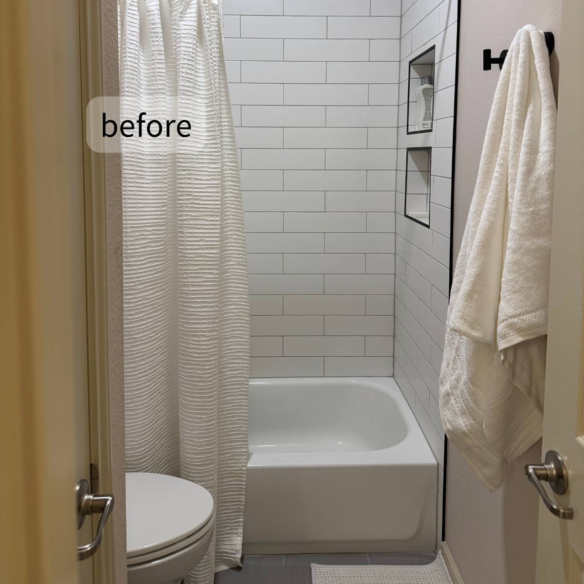 Old tub-shower combo before bathroom remodel in Austin house