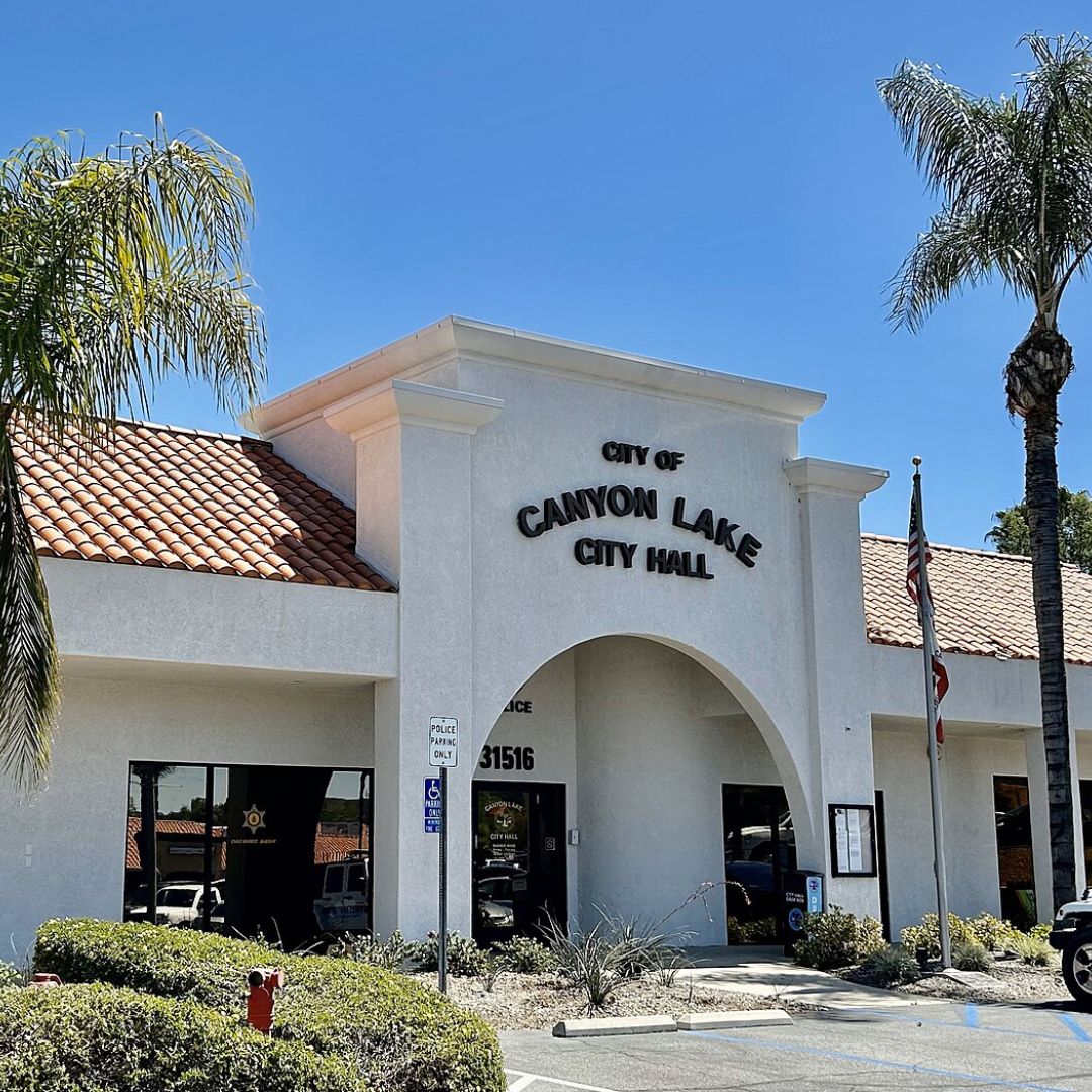 Canyon Lake, CA Featured Image