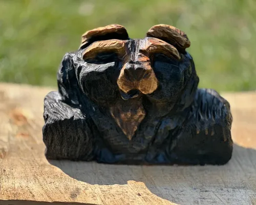 Montgomery Custom Carvings