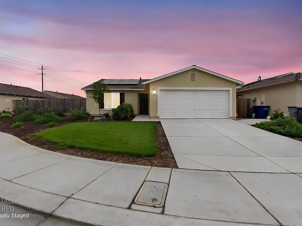 Merced Concrete levels sidewalks and driveway
