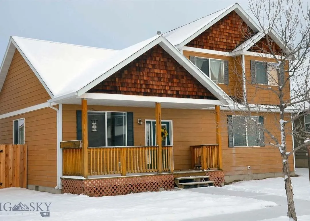 Backyard composite deck near pond in River Rock, Belgrade