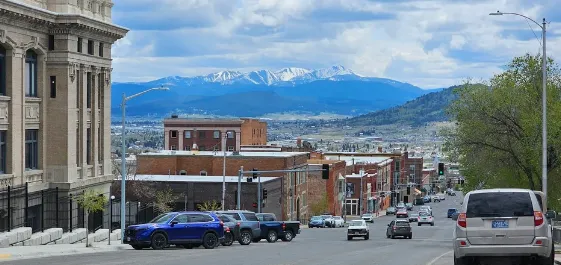 Wood and composite deck built on historic home in Uptown Butte