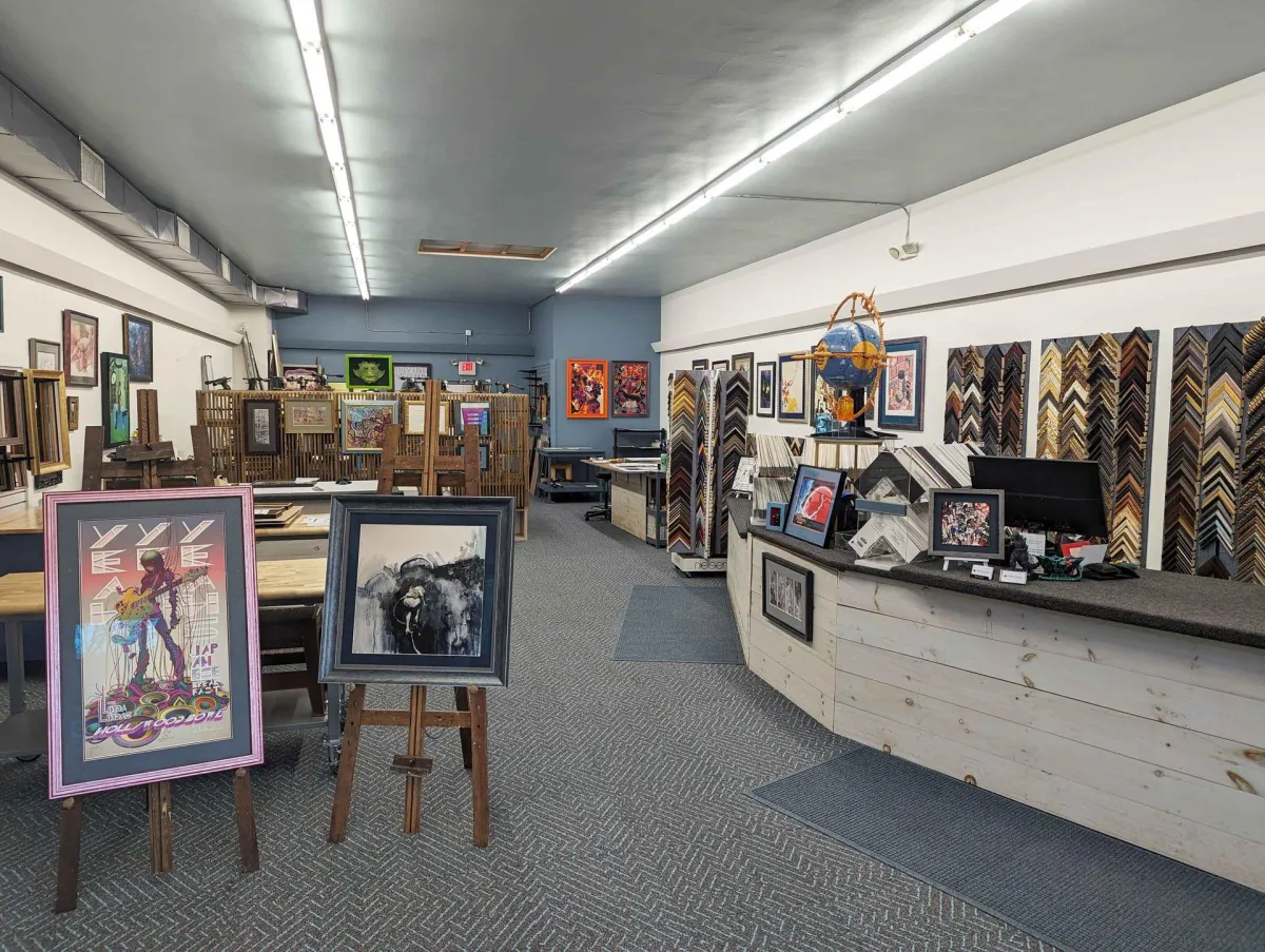 custom art and picture framing in keee