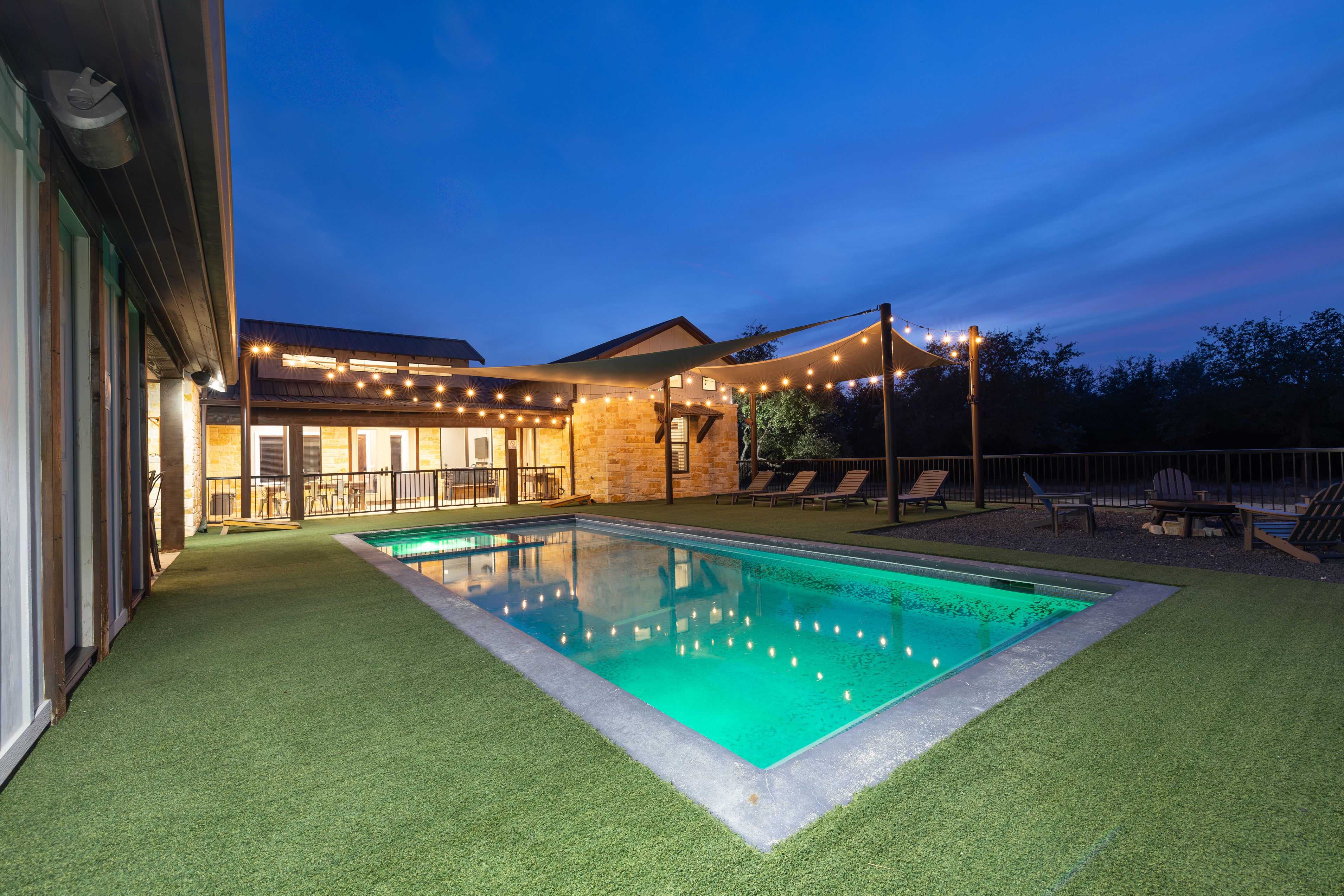 Concan Group Trip: Find the Perfect Frio River Rental
