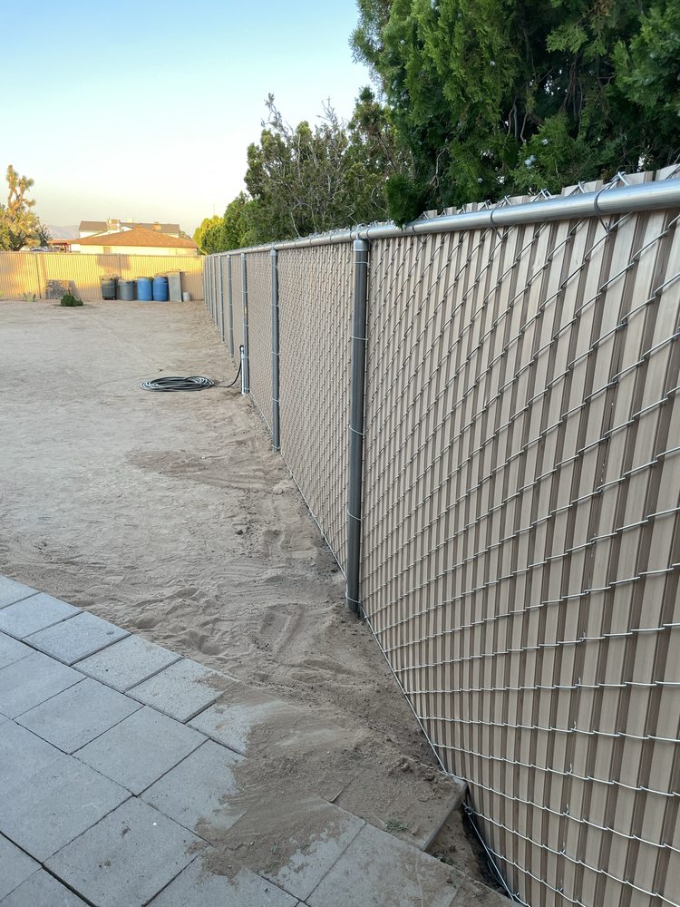  Fence Install & Repair