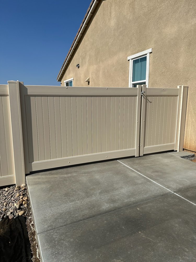 Wood Fences Inland Empire & Surrounding Counties