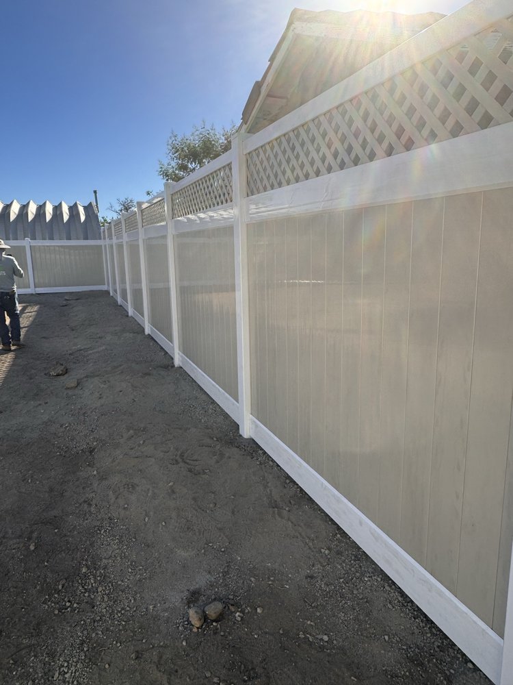 Vinyl Fences Inland Empire & Surrounding Counties