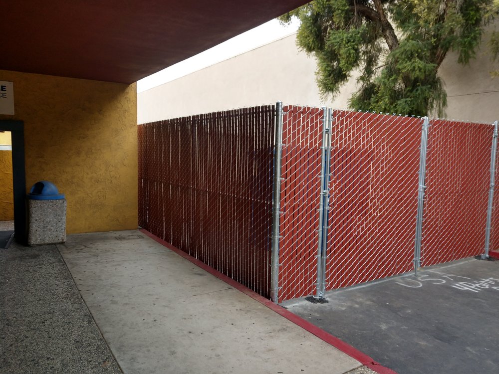 Chain Link Fences in Inland Empire & Surrounding Counties