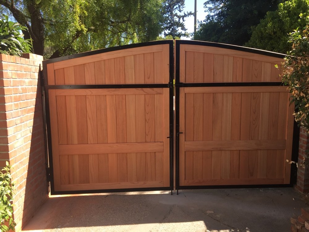 Chain Link Fences Inland Empire & Surrounding Counties