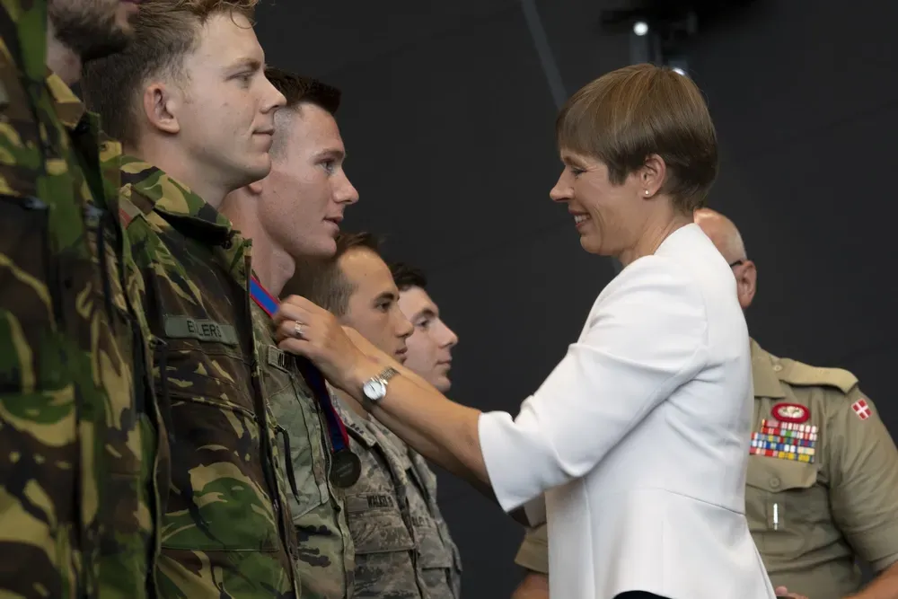 Roger Harvey teaching students at the range