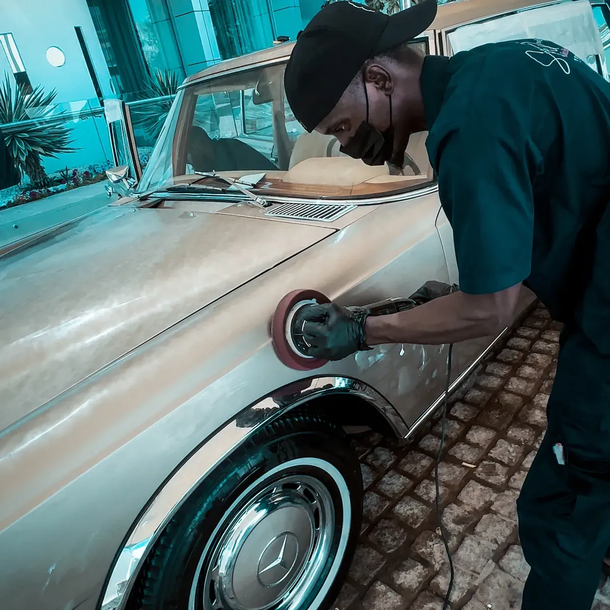 Our detailer on the work of ceramic coaing