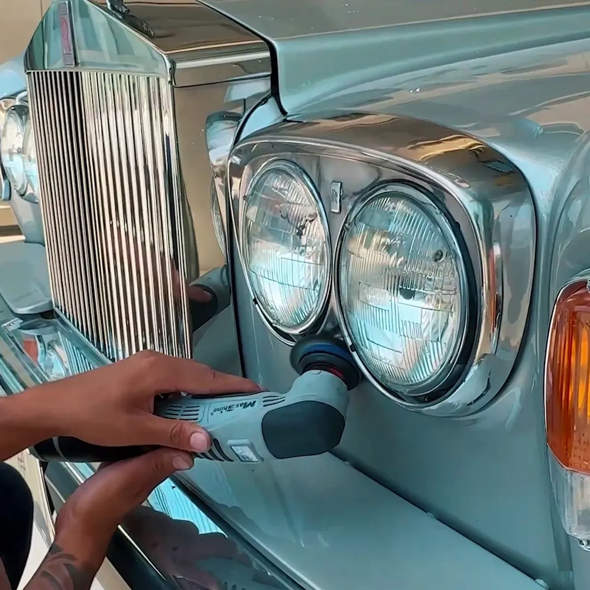 Ceramic coating on Rolls Royce Silvershadow