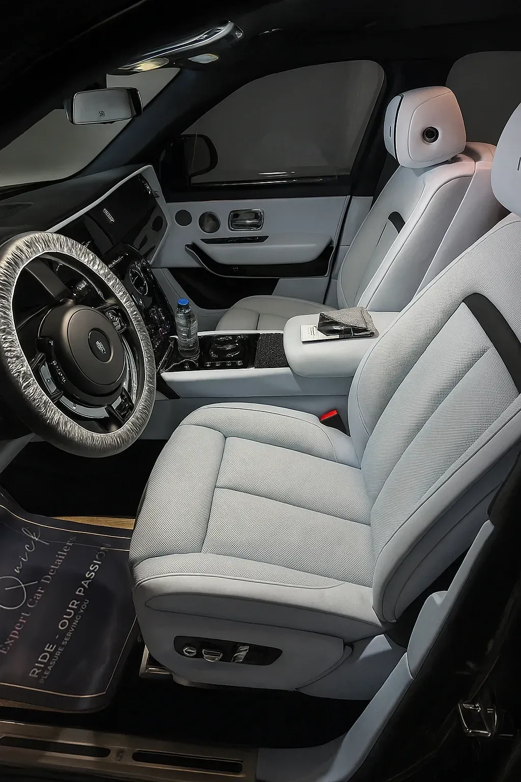 Car interior - Front side