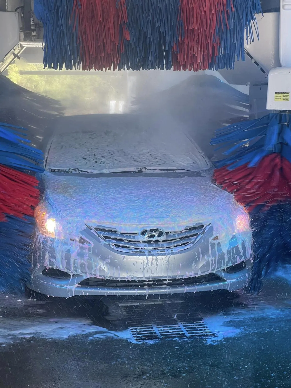 Car getting a car wash at Defense Auto Wash in Fort Eustis!